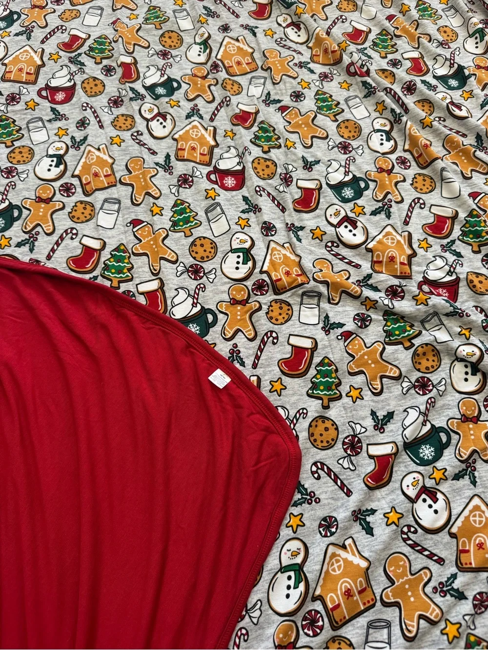Little Sleepies Holiday Treats / Red Bamboo Cloud Blanket, Christmas Cookie
